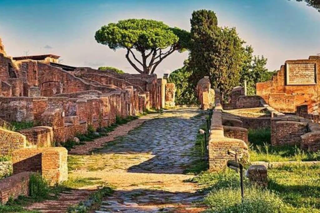 Come A Casa Ostia Antica Exterior photo